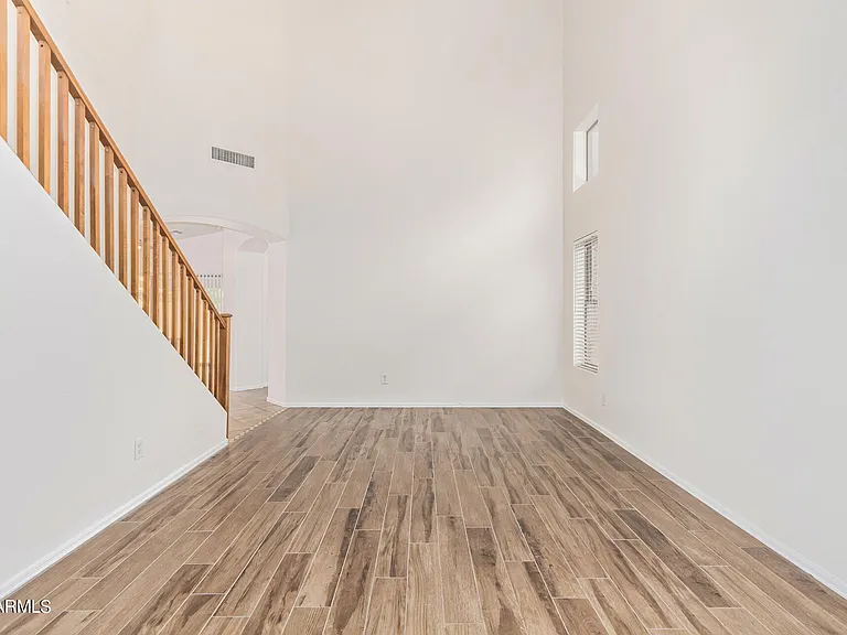 2521 W Desert Spring Way — Photo 9