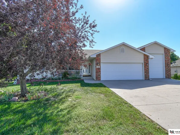 1325 Hackberry St, Bennet, NE 68317
