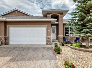 84 W River Heights Vw, Cochrane, AB T4C0E6