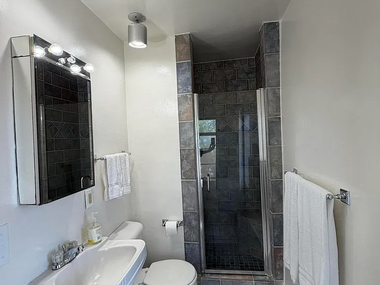 316 Oceano Ave #B — Photo 12