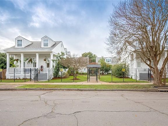 2nd image of 2014 Marengo St #2014