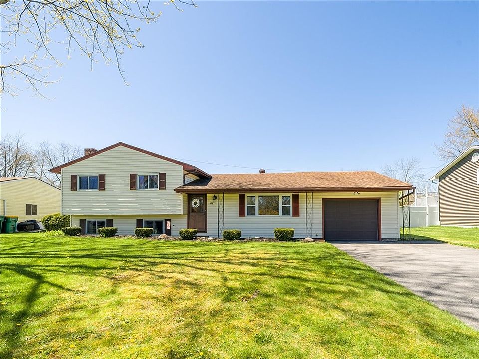 1st image of 61 Finnegan Way