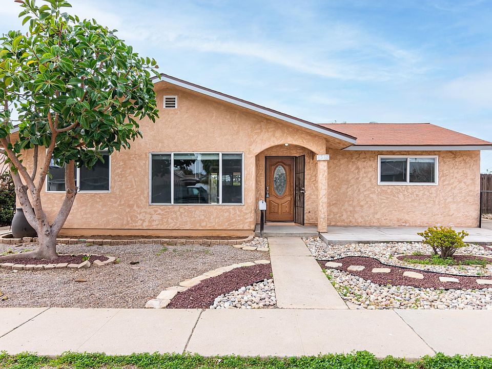 1st image of 4568 Cochise Way