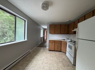 30 Hart Cir #2, Waterbury, CT 06705