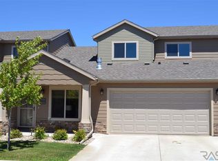 2814 E Indigo Pl, Sioux Falls, SD 57108