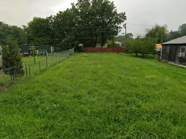 2215 Fairview Ave, Lockport, IL 60441