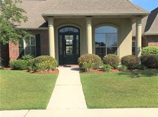 404 Shady View Ln, Covington, LA 70433