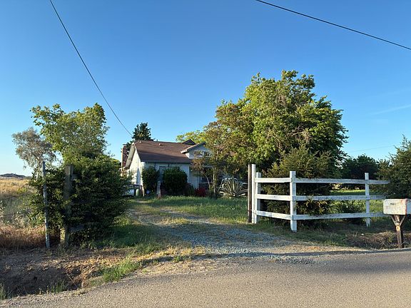 2nd image of 9661 Rogers Rd
