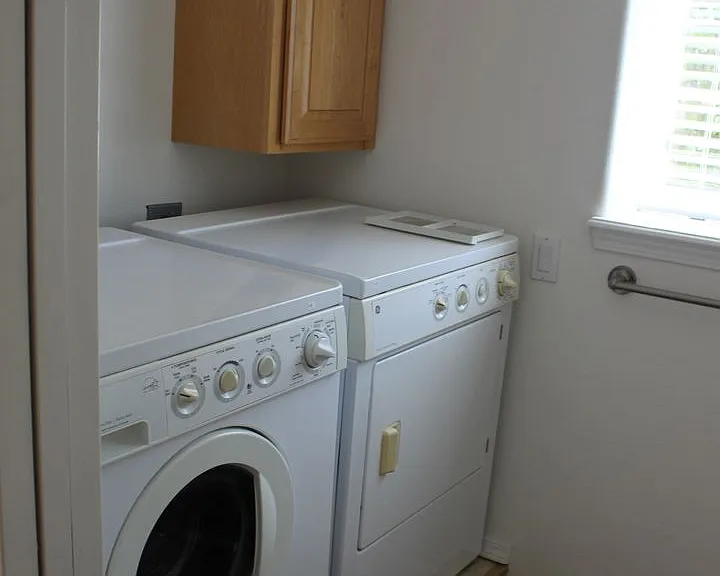 2060 Hubbard Ln — Photo 18