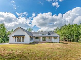 135 Moccasin Way, Landrum, SC 29356