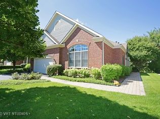 4023 Honeymoon Rdg, Lake In The Hills, IL 60156