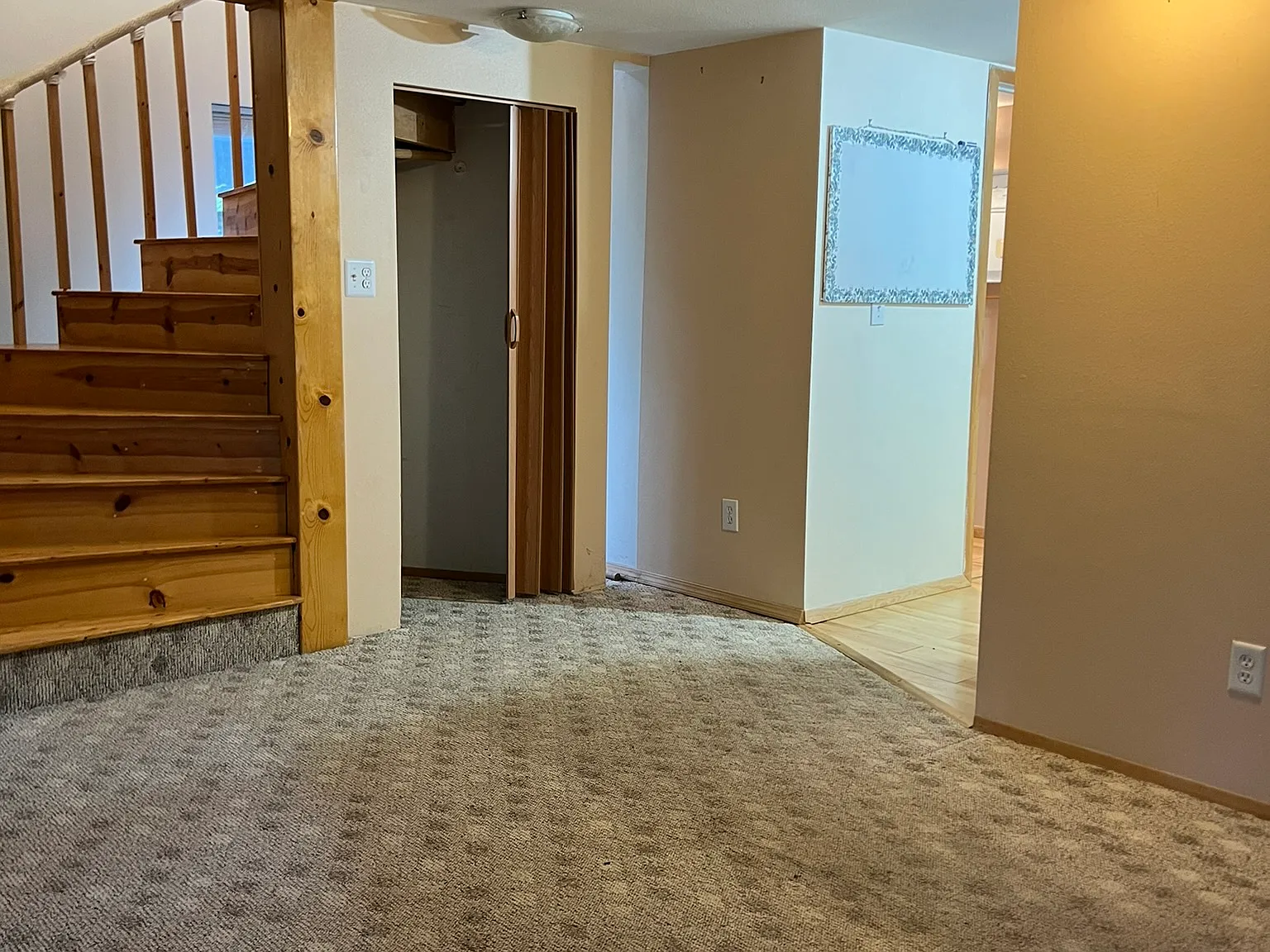 2 bed, 848 sqft, $2,100 — Photo 4