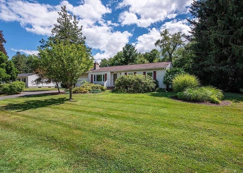 19 Applewood Ln, Amherst, MA 01002 Zillow