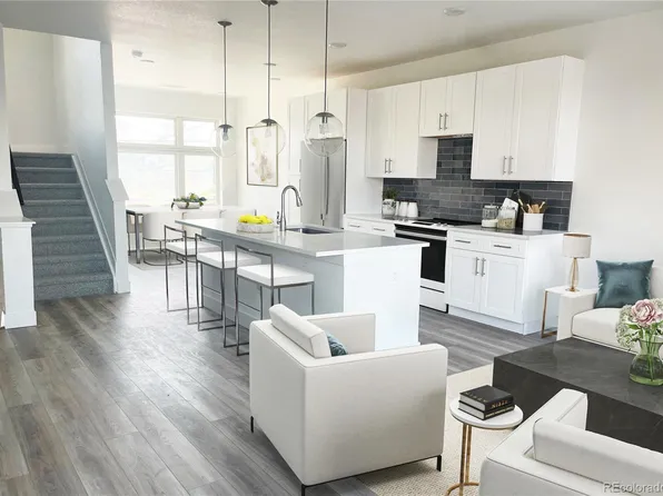 6967 E Lowry Boulevard, Denver, CO 80230