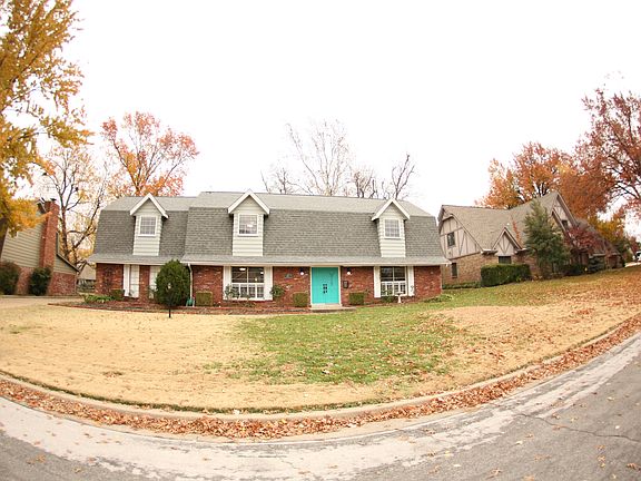 Immaculate and Spacious barn style home.