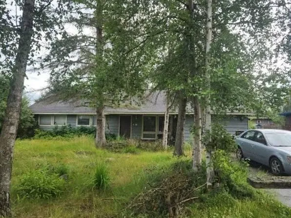1517 Turpin St, Anchorage, AK 99504