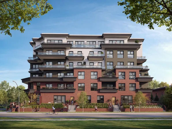 2427 Mary Hill Rd #402, Pt Coquitlam, BC V3C 2Z6