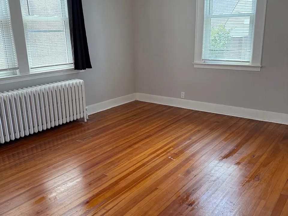 140 Cedarview Ave #1