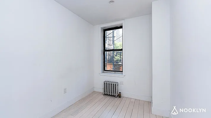 Rented by Yellowstone Equity Management Inc | media 31