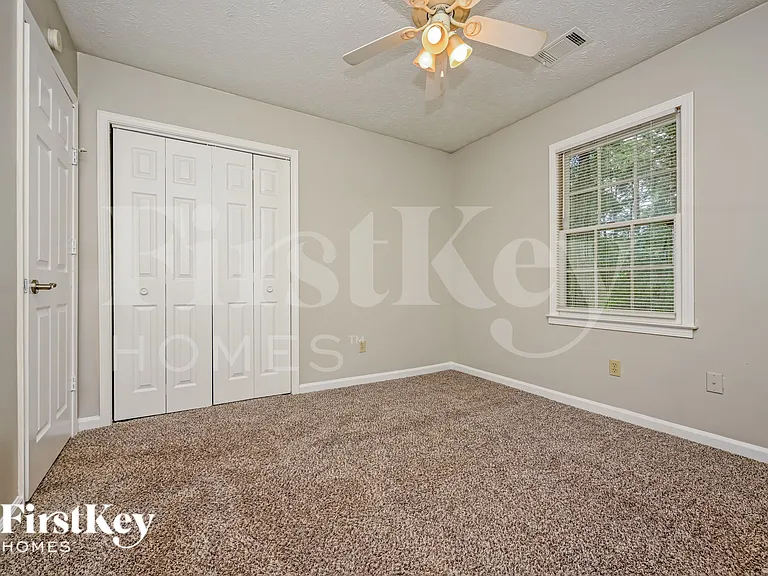 1411 Windy Hill Ct SE — Photo 12