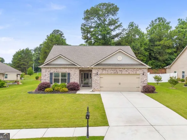 817 Hidden Hollow Cir, Commerce, GA 30529