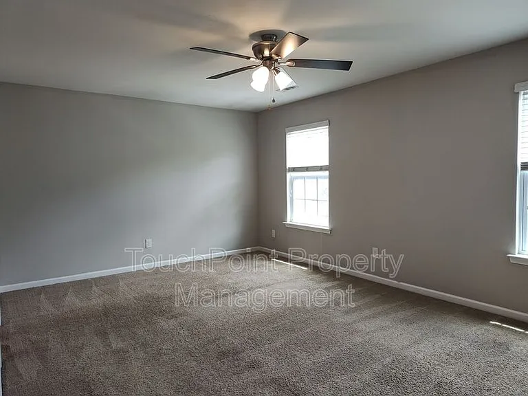6731 Broad Valley Ct — Photo 11