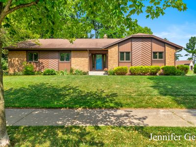 3479 Eastridge Ct NE, Grand Rapids, MI, 49525