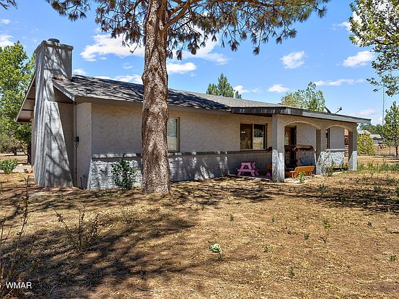 2nd image of 2727 Pine Meadow Dr