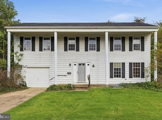 228 Mimosa Dr, Cherry Hill, NJ 08003