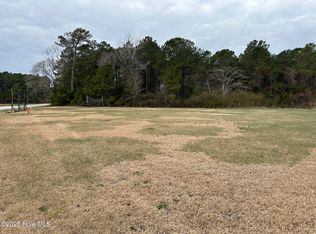 840 Newport Loop Rd, Newport, NC 28570