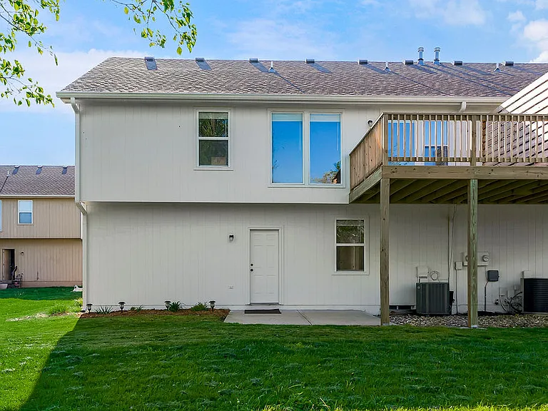 5131 Woodland Dr — Photo 29