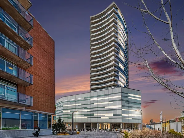 485 Richmond Rd #1508, Ottawa, ON K2A 3W9