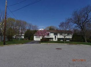 7 Winston Ct, Warwick, RI 02886