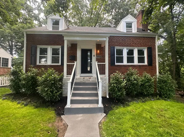 2136 N Troy St, Arlington, VA 22201