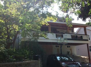 2546 Centre St, West Roxbury, MA 02132