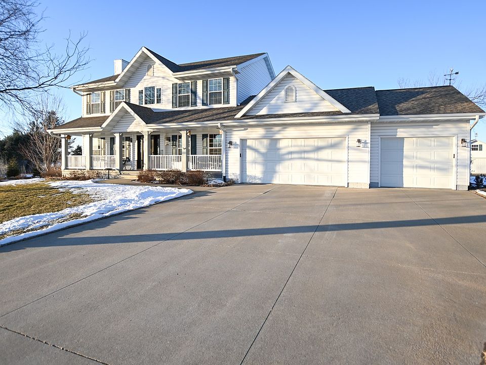 1st image of 1835 Somerset Dr