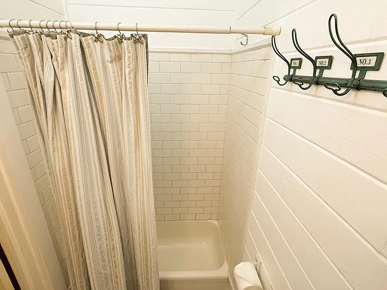 907 W Clay Ave #1 — Photo 43