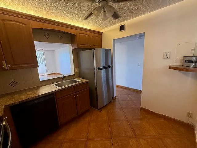 2830 Somerset Dr #408N — Photo 7