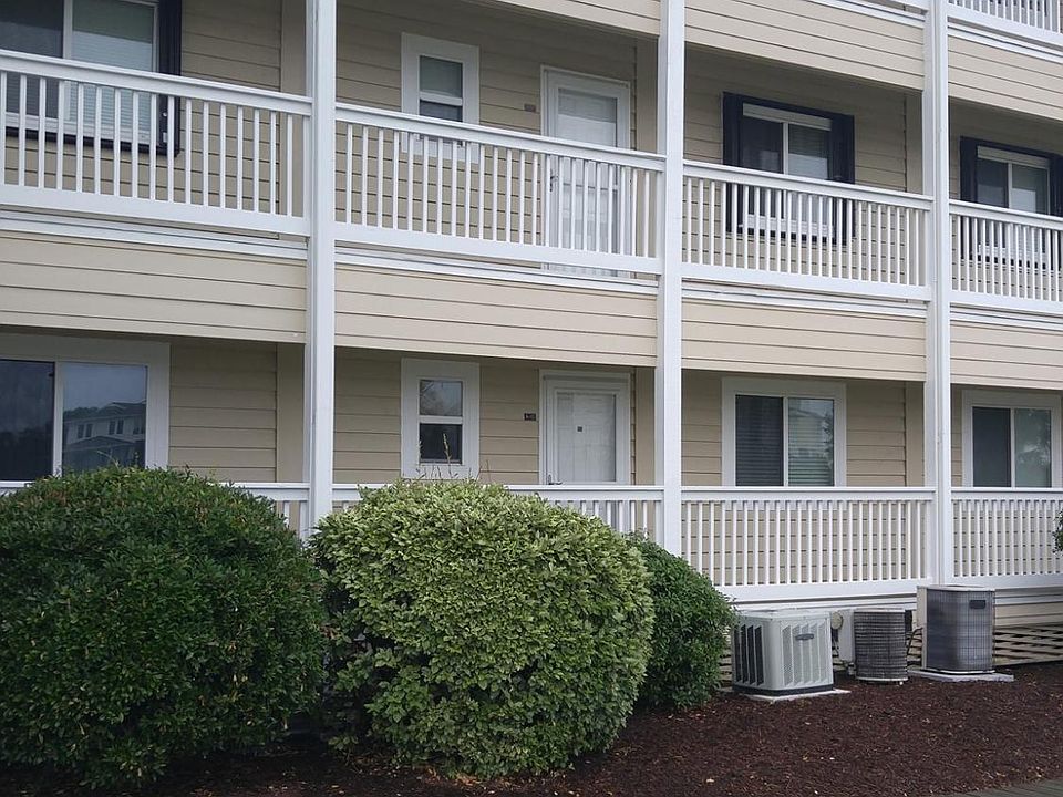 1st image of 650 Cedar Point #A13
