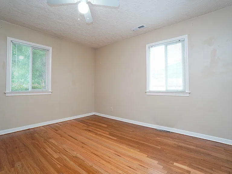 1517 S Chrisway Dr — Photo 12
