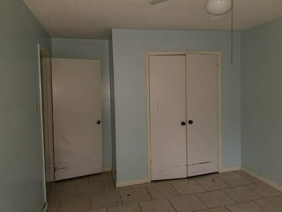 1st image of 3110 Ashford Park Dr