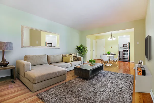 Rented by Dwell Residential Inc | media 22