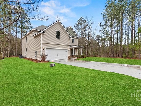 2nd image of 102 Oakmont Drive
