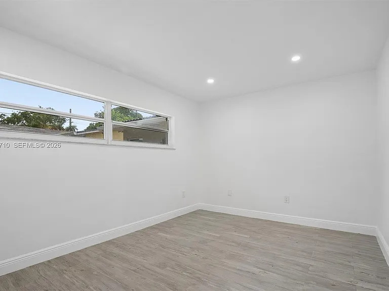 2775 SW 12th St #2775 — Photo 10
