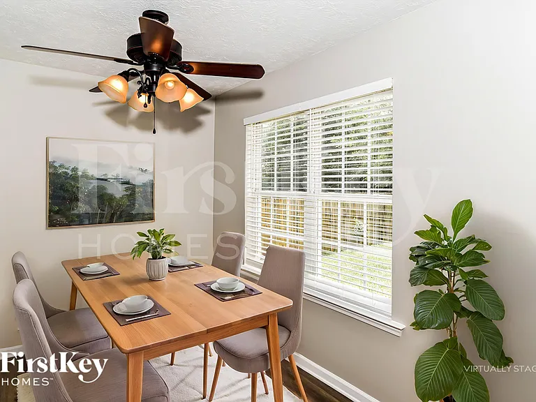 5048 Singing Hills Dr — Photo 6