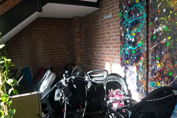 Rented by Manhattan Management LLC | media 46