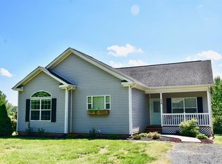 114 Odins Bow Rd, Madison Heights, VA 24572