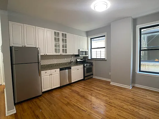 Rented by Tourma Realty LLC | media 16