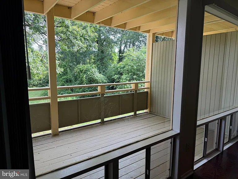 7260 Donnell Pl — Photo 9