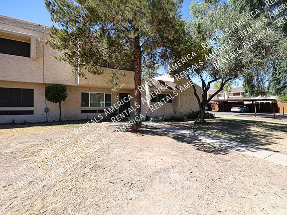 3rd image of 1052 S San Jose Unit 2